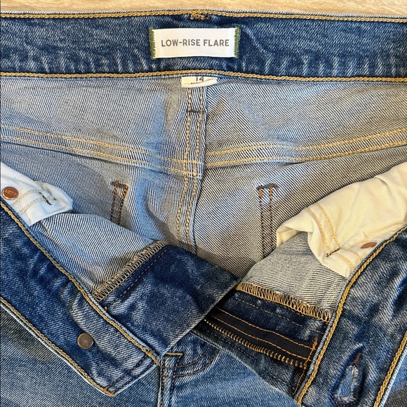 AE77 Premium Low Rise Flare Jeans - Picture 13 of 16